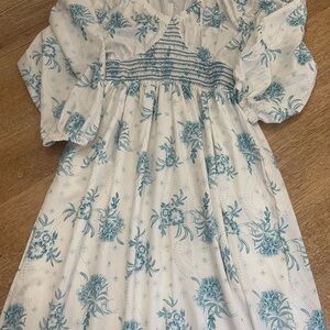 Medium longer sleeved maxi dress